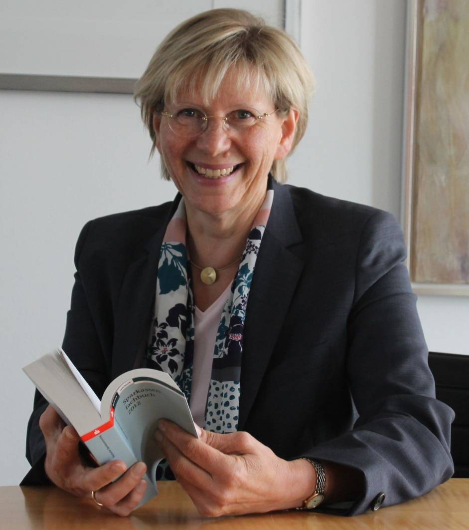  Sparkassen-Chefin Dr. Birgit Roos 