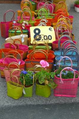 Die neue Werbegemeinschaft soll die Vorzüge der Niersgemeinde herausstellen und dafür sorgen, dass viele Kundinnen und Kunden ihre Einkaufstaschen direkt vor Ort füllen.