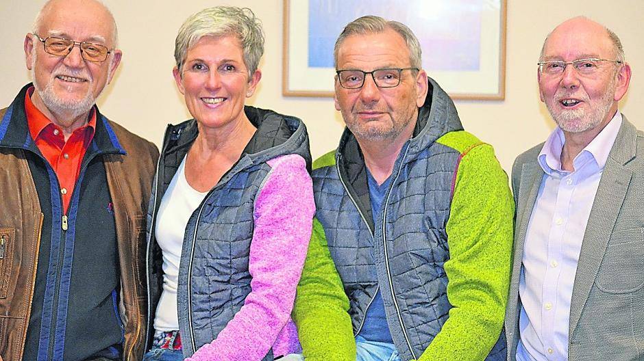 Hans-Gerd Segerath, Birgit und Michael Commans sowie Burkhard Mertens (v.l.n.r.) bilden zusammen mit Regine Wolferts den Vorstand von Anrath1tausend.