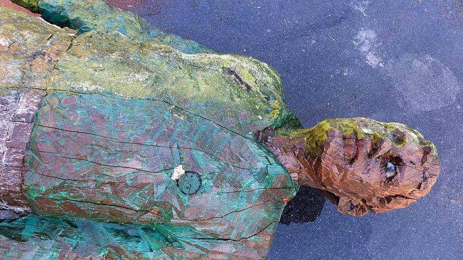 Der Balkenhol-MAnn vor der...