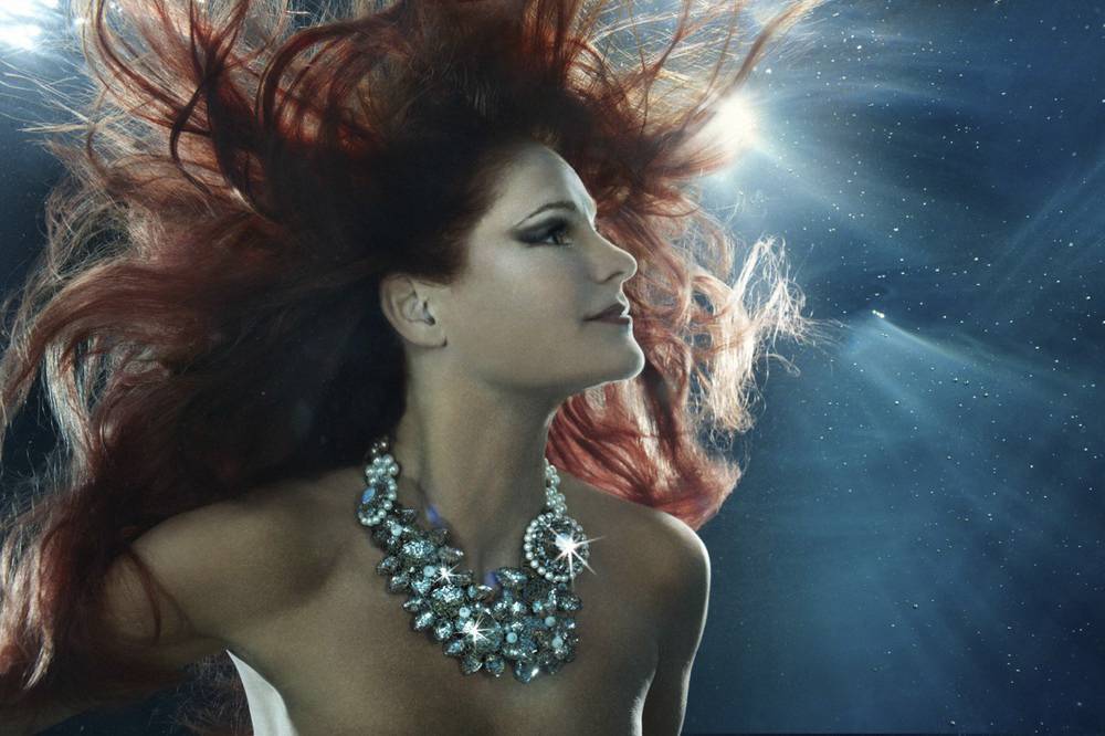 Am 14. Oktober tritt Andrea Berg mit ihrer neuen Show "Seelenbeben" im König Palast auf: Die Königin des Schlagers auf Heimatbesuch