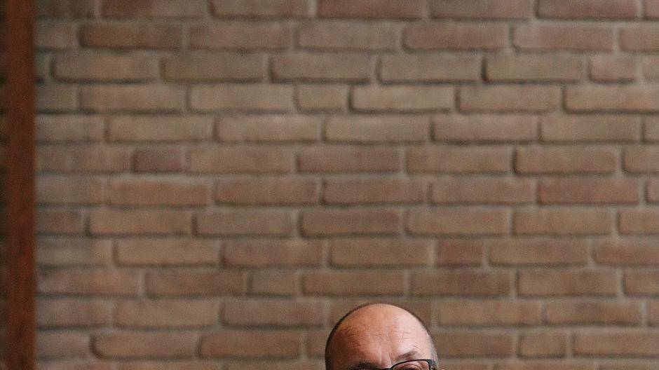 Frank Lüttges, Geschäftsführer...