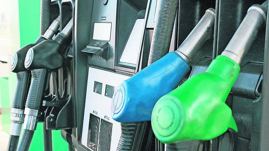 Aktuell kann es einem passieren, dass der gewünschte Kraftstoff an der angefahrenen Tankstelle nicht erhältlich ist. Symbol