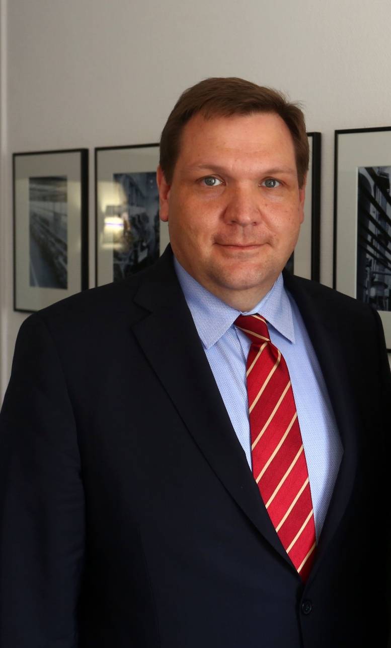 OB Frank Meyer und Kämmerer Ulrich Cyprian stellten den nachgebesserten Haushaltsentwurf 2016 vor: Positive Signale für den Haushalt