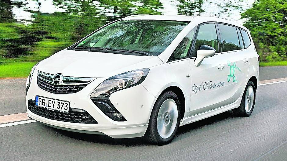 Der umweltfreundlichste Van 2015: Der Opel Zafira Tourer gewinnt wie bereits in vergangenen beiden Jahren seine Klasse mit dem abgasarmen und höchst wirtschaftlichen Motor 1.6 CNG Turbo ecoFlex unter der Haube.