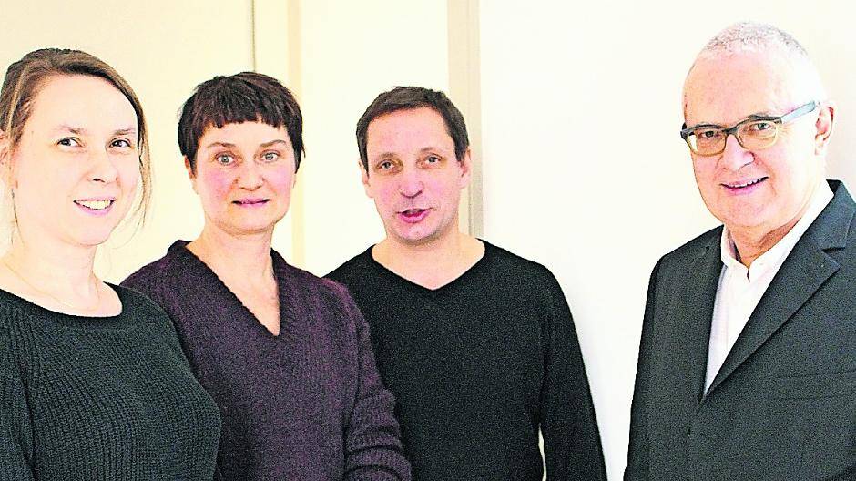 Das Team der Krefelder Kunstmuseen: (v.r.) Museumsdirektor Dr. Martin Hentschel, Museumspädagoge Thomas Janzen, die stellvertretende Leiterin Dr. Sylvia Martin und Kuratorin Dr. Magdalena Holzhey.