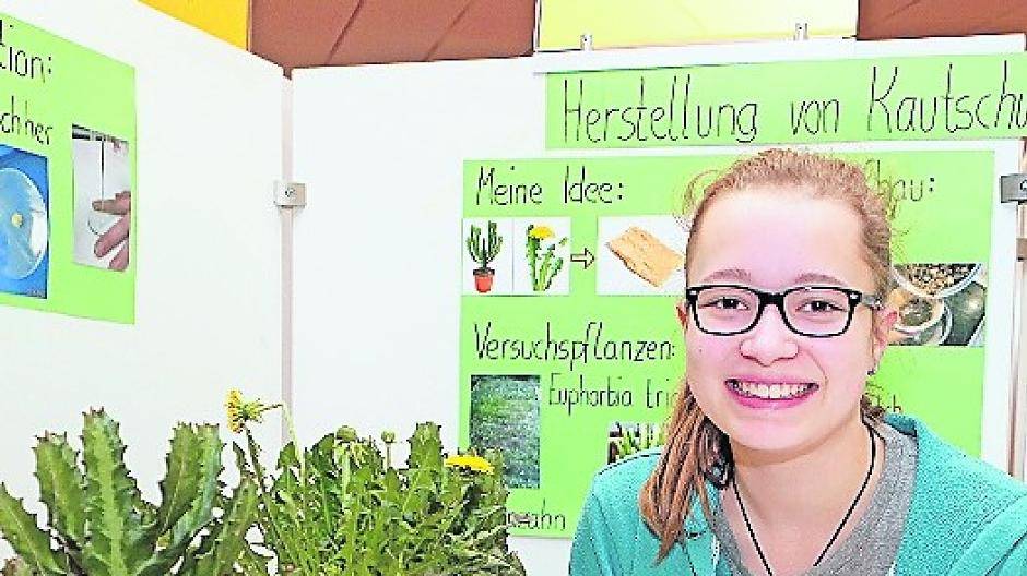 Sarah Marie Mattheus mit Wolfsmilchgewächsen.