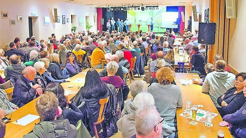  Das hatten die Organisatoren nicht erwartet: Volles Haus! 