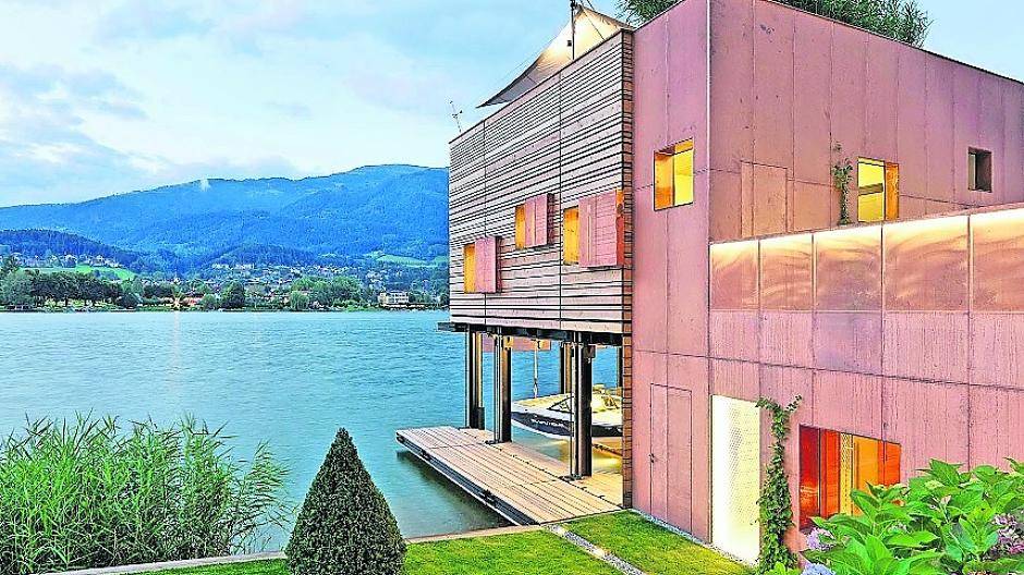  Der lebendige Rotton von Kupfer gibt Fassaden einen magischen Glanz. 