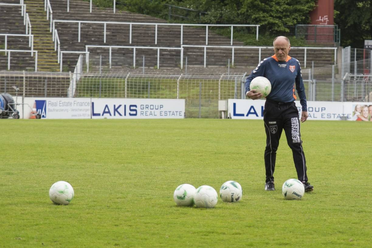  Horst Riege bei der Arbeit. 