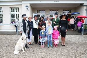 Traditionelle Hutprämierung beim Ladies Day