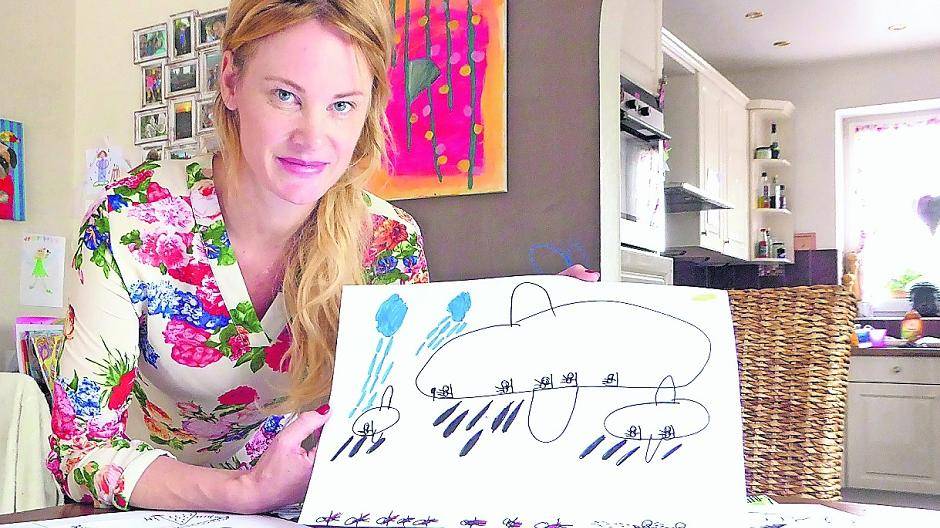  Nicole Schröder, auch unter ihrem Künstlernamen Lilli Morgenstern bekannt, hat Kinder Bilder von ihrer alten und neuen Heimat malen lassen. 