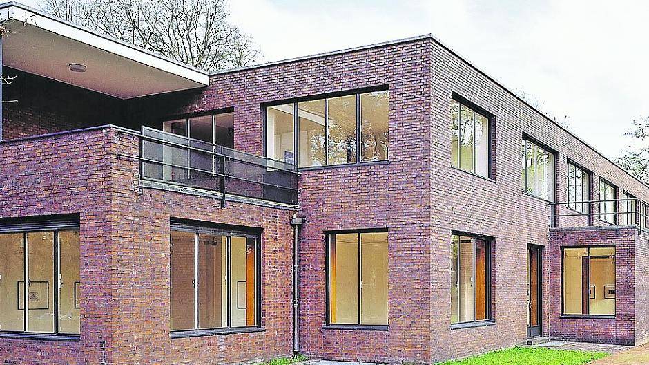  Haus Esters (im Bild) und Haus Lange können aufwendig renoviert werden. 