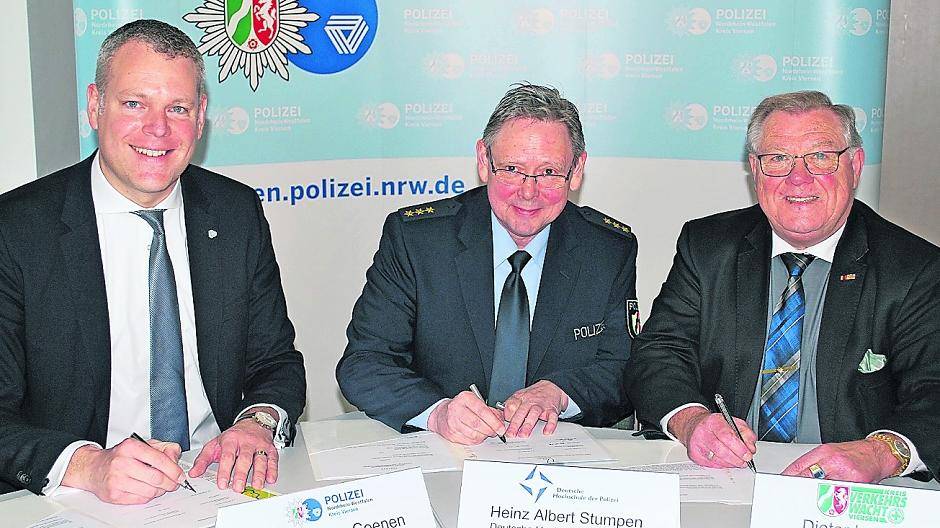 Die Verträge für die wissenschaftliche Studie VORKIDS sind unterzeichnet. Sie soll Aufschuss darüber bringen, warum radelnde Kinder im Kreis Viersen besonders häufig verunglücken.