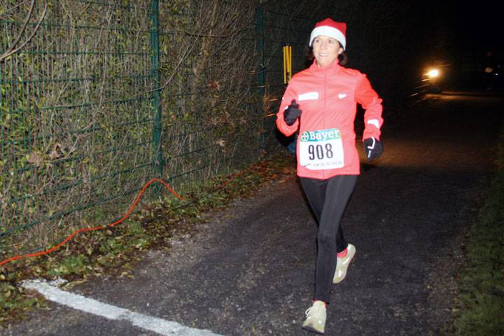 Endspurt zum Nikolaus-Abendlauf