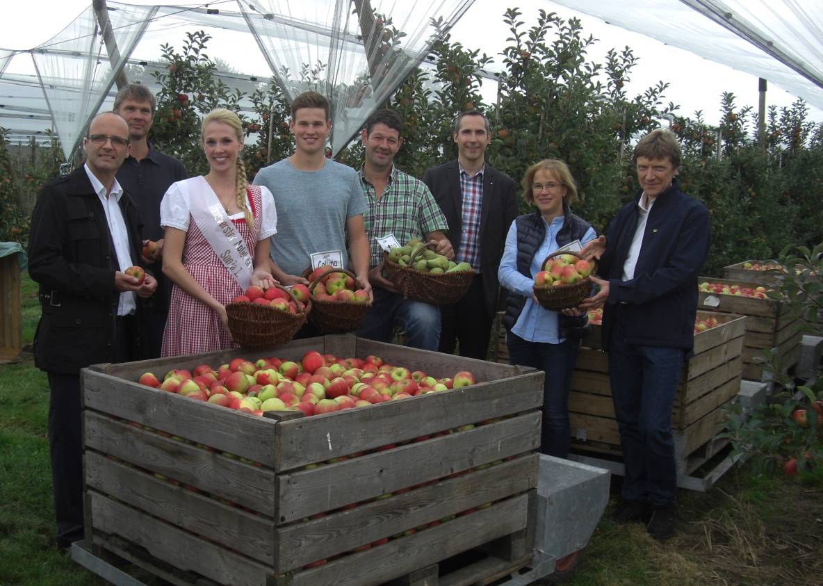 Tönisvorster Obstbauern: Apfelsaison offiziell eröffnet