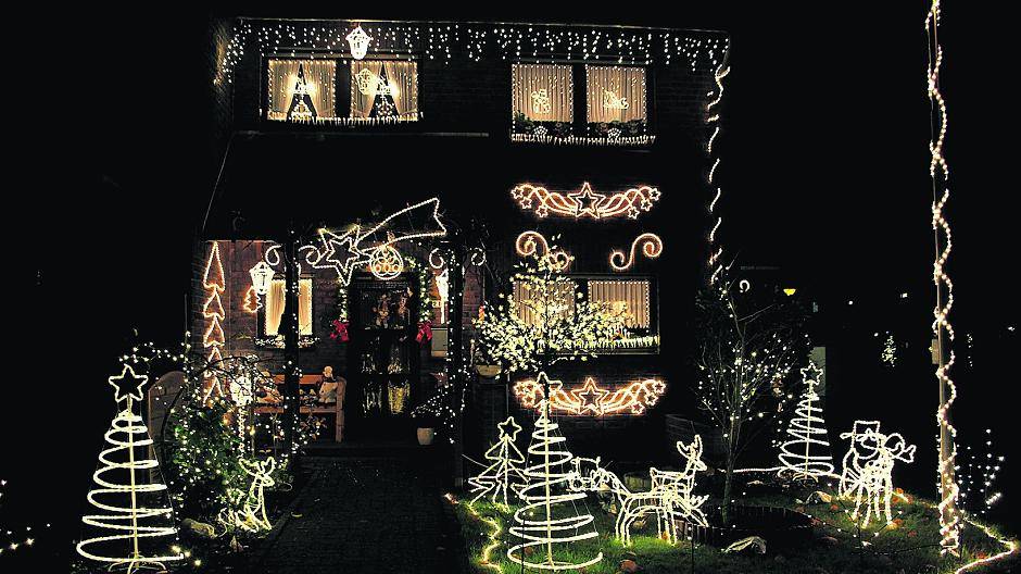 Aufwendig illuminiert: das Weihnachtshaus der Boltens.