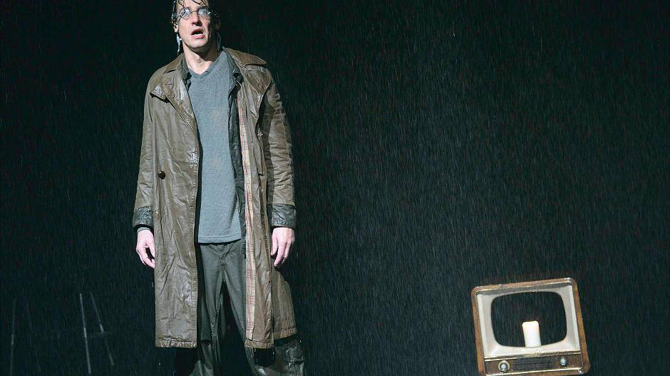 Abgewrackt: die Kriegserfahrung hat den Soldaten Beckmann seelisch zerstört.