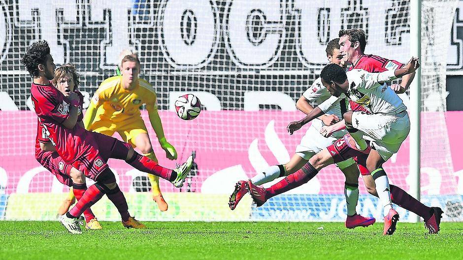  Ibrahima Traoré erzielte kurz vor Schluss noch das 3:0 für Borussia. Für Mönchengladbach riecht es nun ganz stark nach direkter Champions League-Qualifikation. Sogar die Vizemeisterschaft ist nun drin. 