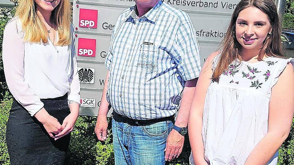 Dana Terhaag und Annika Küpperbender sind mit viele Eindrücken aus den USA zurückgekommen. Udo Schiefner freut sich über die Entwicklung der beiden.