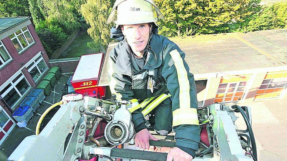  Ausblick: Brandmeister Martin Brieden ist luftige Höhen gewöhnt. In Brüssel bewies er zudem seine Kondition. 