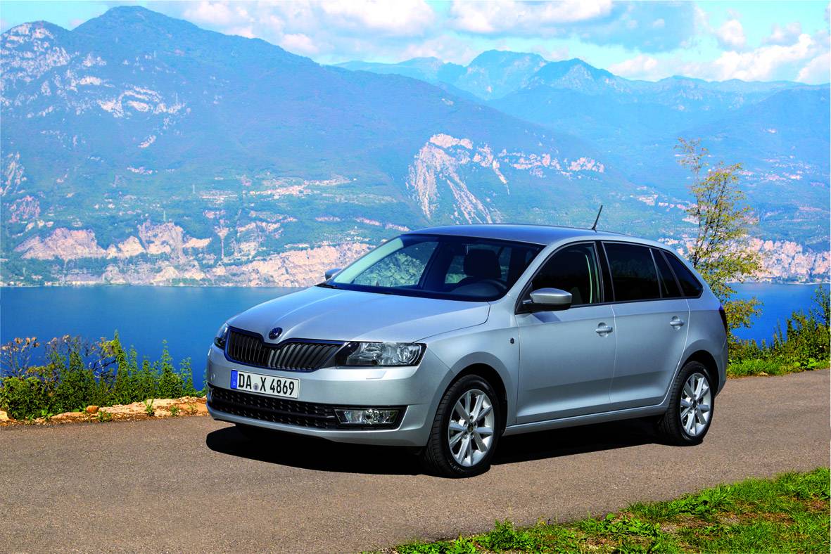Mit seinem ersten Kurzheckmodell für die Kompaktklasse bringt Škoda frischen Wind in das volumenstärkste Fahrzeugsegment Deutschlands.