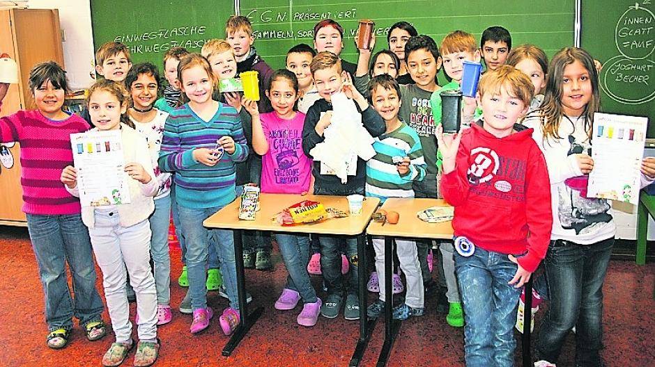 In der Klasse 3c der Gemeinschaftsgrundschule Lobberich beherrscht jeder das Abfall-ABC.