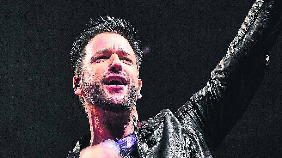 Für ausgelassene Partystimmung sorgen die vielen Top-Stars aus der deutschen Party- und Schlagerszene.