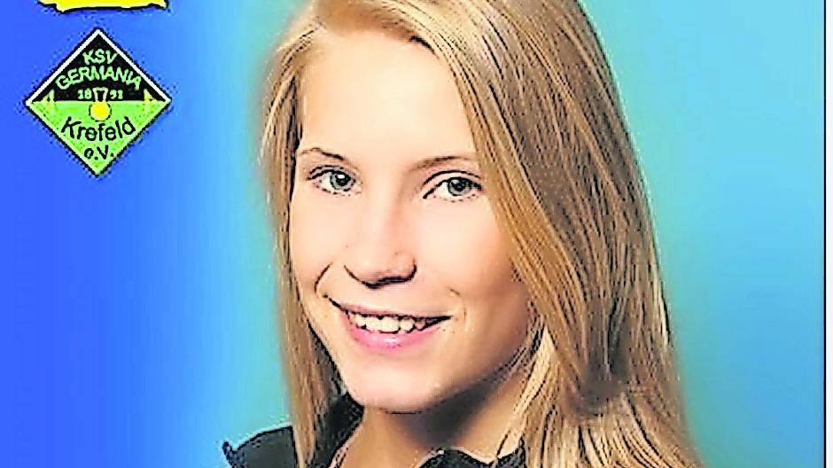 Autogrammkarte von Aline Focken.