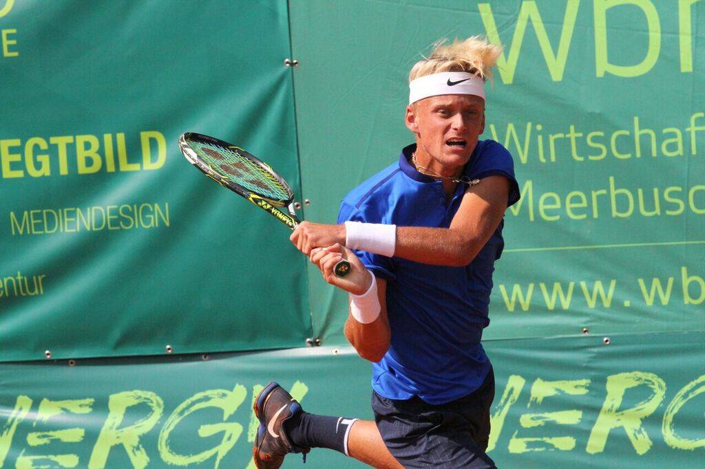 Er spielte vor gut fünf Wochen das Turnier seines Lebens: Nicola Kuhn, 17-jähriges Toptalent der ATP tour triumphierte beim mit über 100.000 US Dollar dotierten ATP Tennisturnier in Braunschweig und holte damit seinen ersten großen Titel.