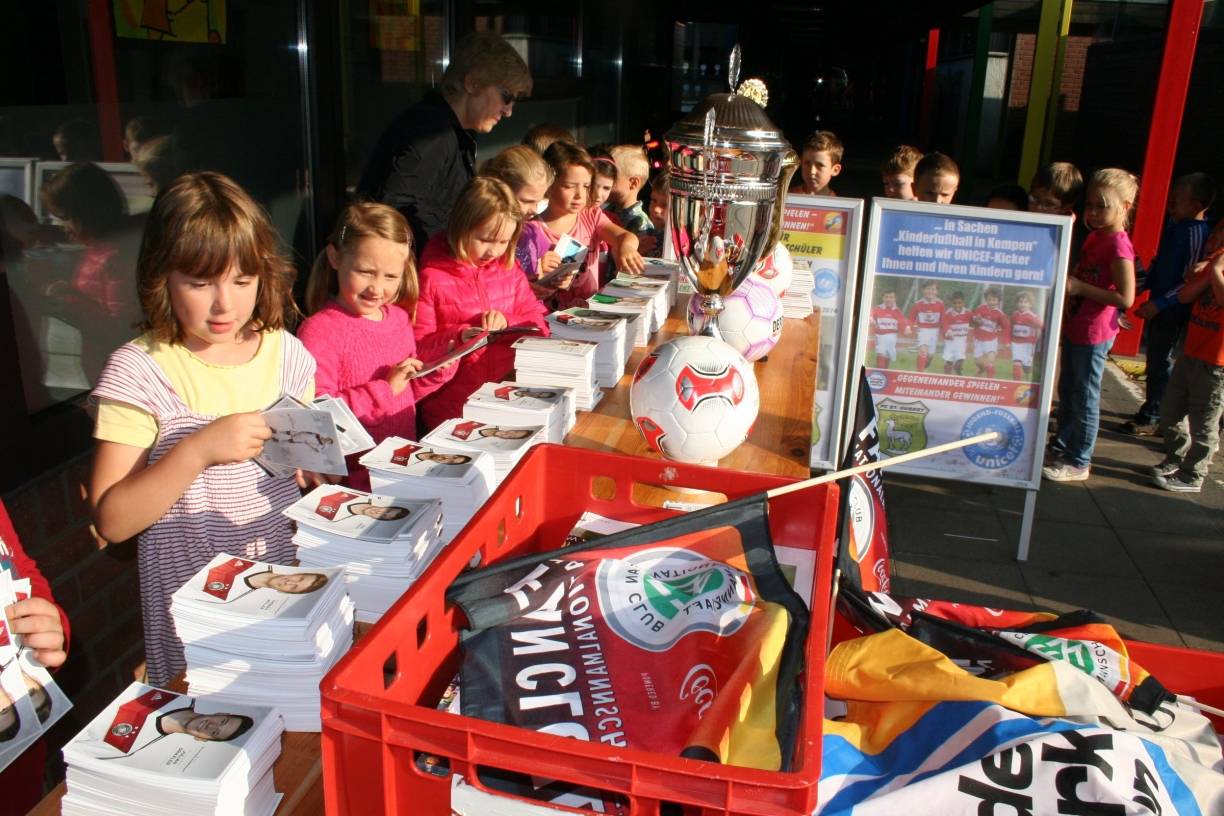 50.000 "Weltmeisterkarten" für die Kinder