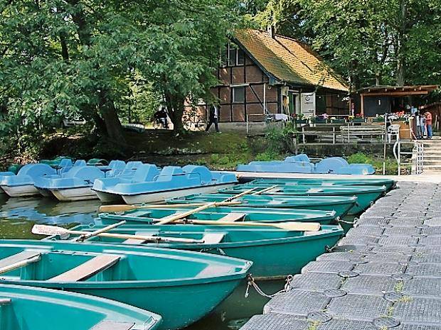 Das Bootshaus am Stadtwaldweiher