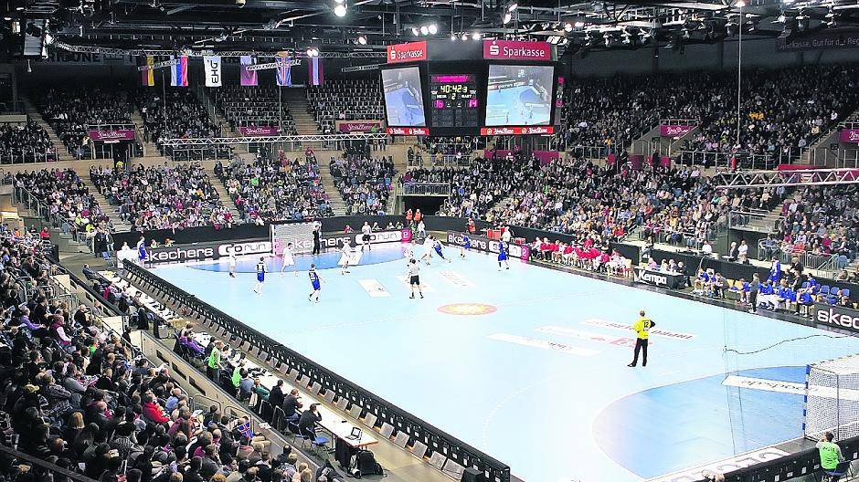  Der König Palast erlebte 2014 seine Handball-Premiere. Die Multifunktionsarena war beim Auftritt der deutschen Nationalmannschaft restlos ausverkauft. 