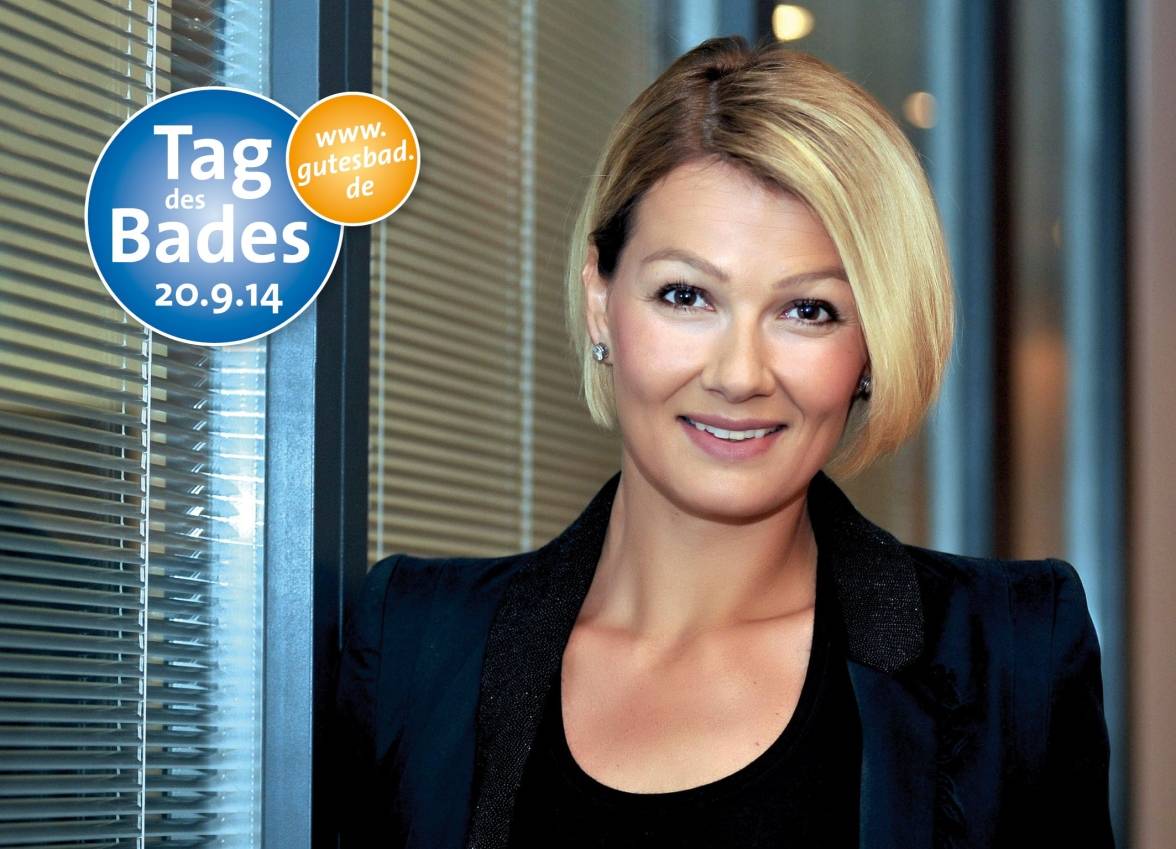  Macht sich für die VDS-Aktion „Tag des Bades“ stark, die sich im September zum 10. Mal jährt: Franziska van Almsick. Für die ehemalige Weltklasse-Schwimmerin und zweifache Mutter rangiert das Badezimmer als Zufluchts- und Entspannungsort in jedem Fall ganz oben. „In der Regel bin ich im Bad alleine. Die Kinder sind im Bett — und ich bin abends eine Stunde im Bad. Das ist meine Zeit“, betont sie. Worauf sie bei der Einrichtung Wert legt und was sie überhaupt nicht mag, verrät sie u. a. jetzt ganz aktuell im exklusiven Interview mit www.gutesbad.de  