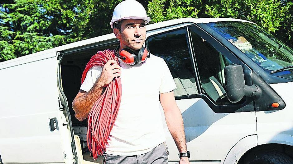  Ab dem 3. April können Handwerker Parkausweise beantragen, die für das gesamte Land Nordrhein-Westfalen gültig sind. Darauf hat der Rhein-Kreis Neuss hingewiesen. 