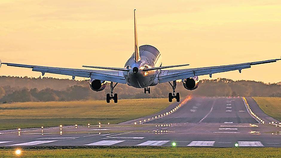 Starts und Landungen am Düsseldorfer Flughafen können Meerbuscher ganz schön stressen.