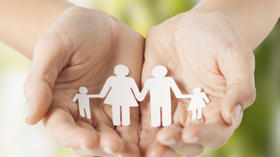  Familien sind in guter Hand: Der Rhein-Kreis Neuss gewährt den Wohlfahrtsverbänden einen Millionen-Zuschuss. 