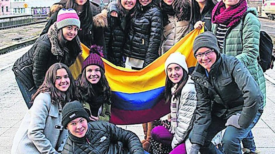 Während der Zeit in Deutschland werden die Gastschüler und auch ihre Gastfamilien von ehrenamtlichen Ansprechpartnern aus der Region betreut.