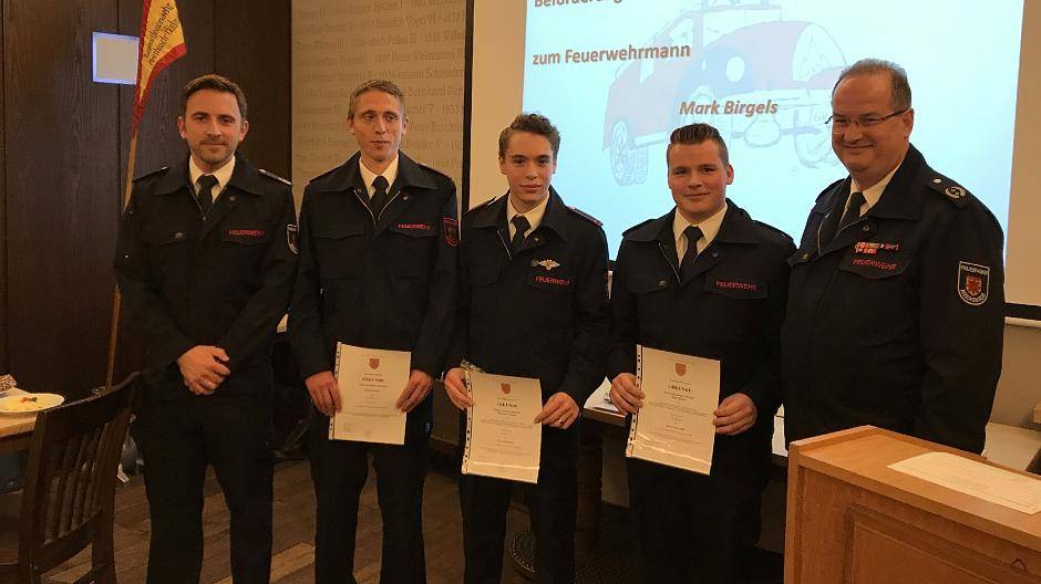 Ehrungen gab es auch auf der Jahreshauptversammlung des Löschzuges Büderich.