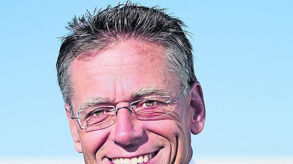  Landrat Hans-Jürgen Petrauschke appelliert an Innenminister Ralf Jäger, ausreisepflichtige Flüchtlinge länger in Landesunterkünften zu behalten. 