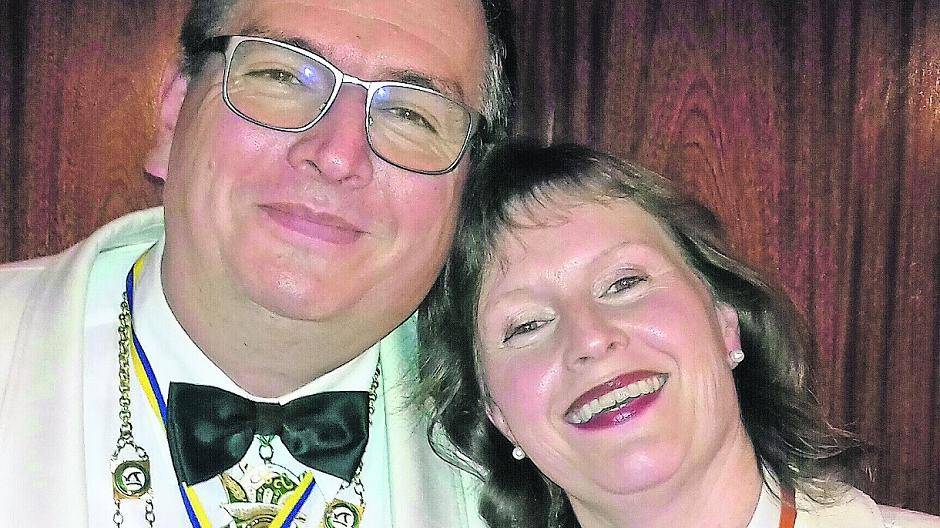 Bauchredner Michael Walta schaut mit seiner wilden Hilde vorbei und wird als Deä Müllmann und das neue Pflegepersonal vom Krückensaal (Matthes &amp; Finchen) die Lachmuskeln aktivieren.