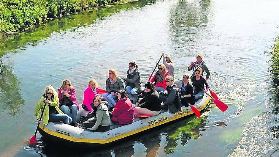 Die Niers eignet sich perfekt für eine gemütliche Paddeltour.