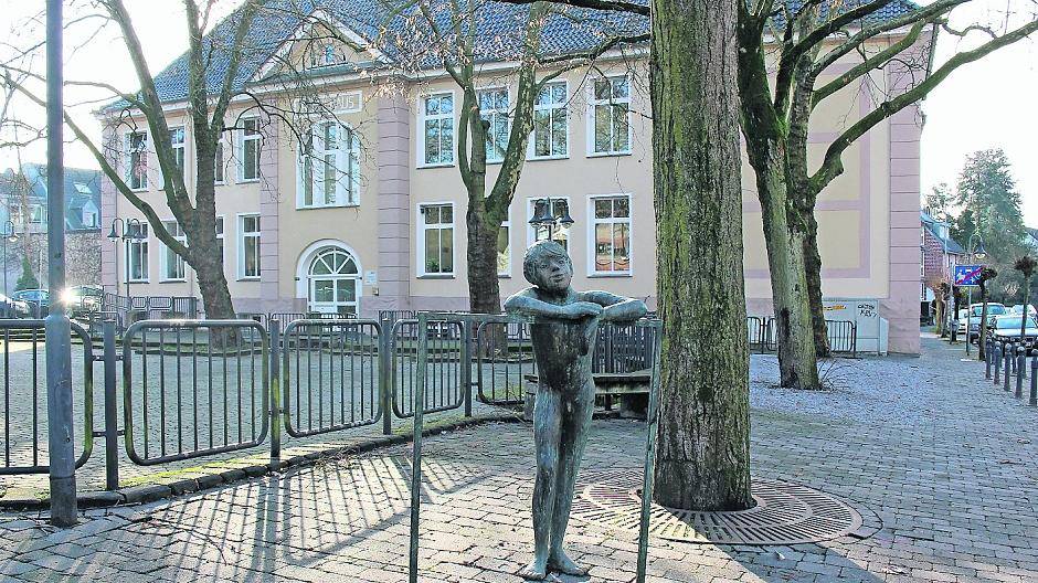 Die Alleeschule: Früher die Anrather Lernanstalt, bald der Sitz für junge innovative Unternehmen?