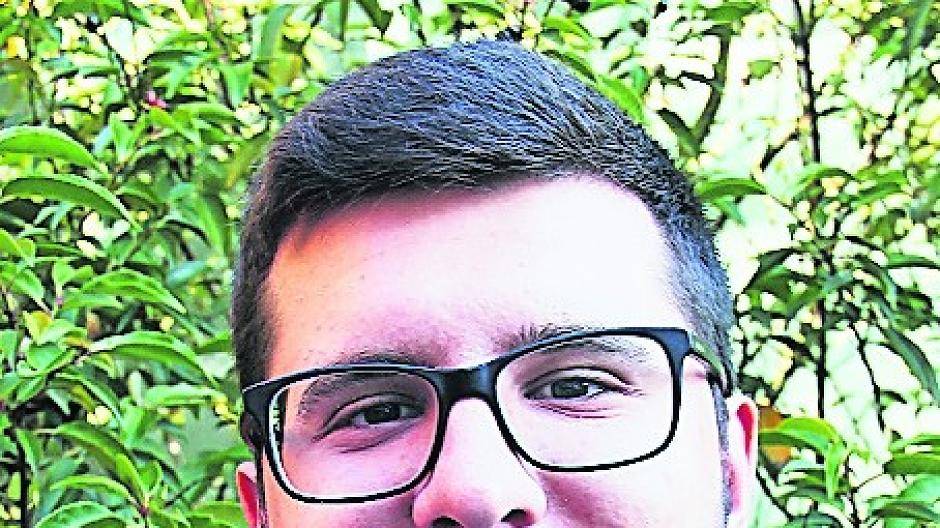  Fabian Dömges ist als Ableser der Stadtwerke Willich unterwegs. Es kann Dienst- und Personalausweis vorlegen. 