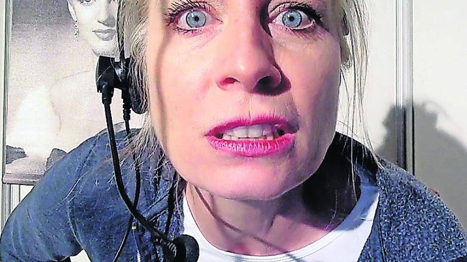 Verena Bill spielt im neuen Stück „Der Anruf“ die Eva und führt auch Regie.