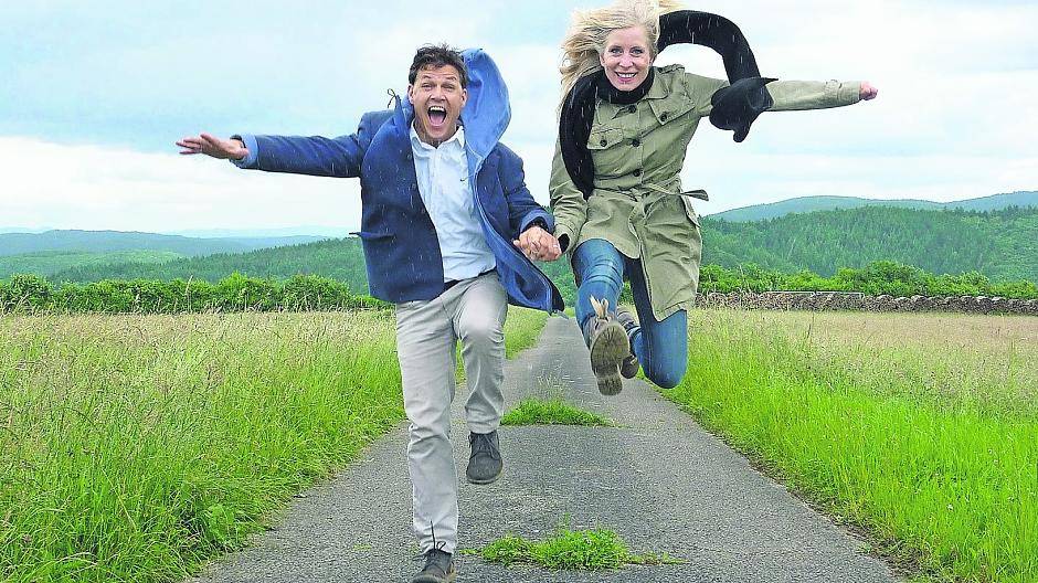  Die Komödie „Die besten Tage meines Lebens“ mit urkomischen Slapstick-Szenen, aber auch gefühlvollen Momenten ist ein gefundenes Fressen für zwei Komödianten wie Verena Bill und Michael Koenen. 