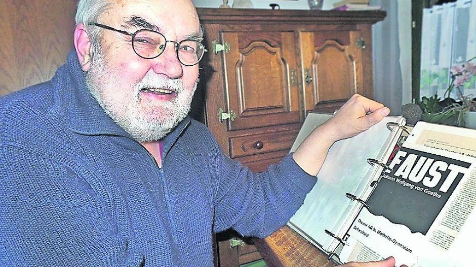  Lothar Lange bei der Arbeit. 