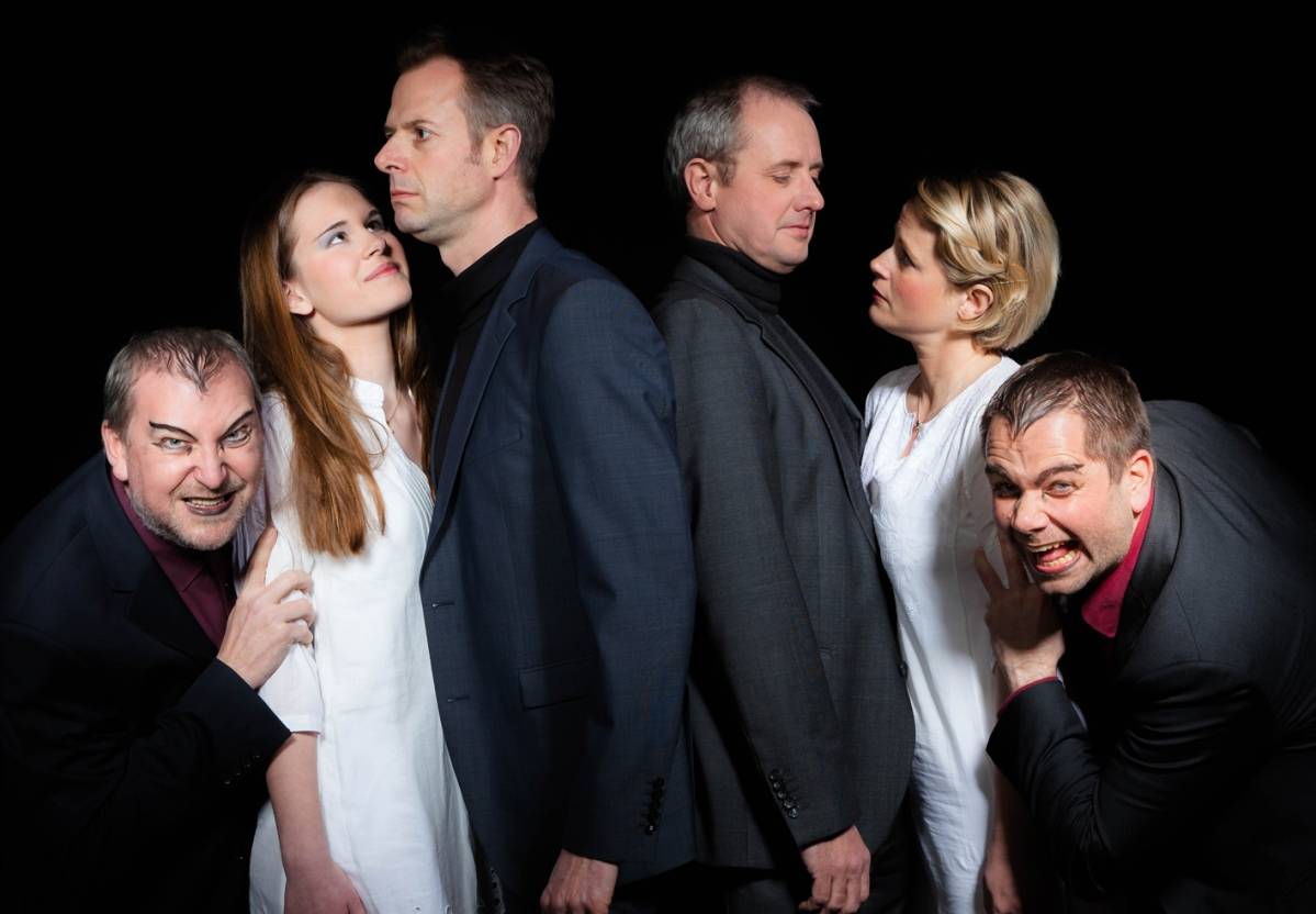 40 Jahre Theater AG Gymnasium St. Wolfhelm: Das Theaterensemble spielt im Jubiläumsjahr „Faust“.