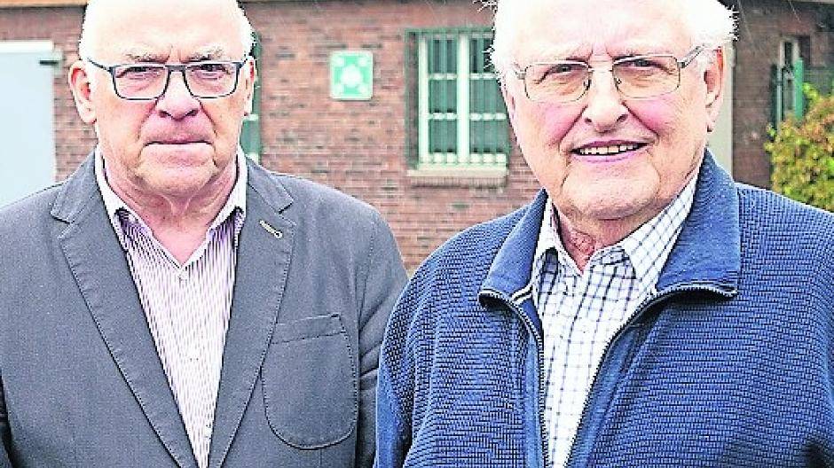  Willy Engels (rechts) drehte und schnitt den Film und sprach auch die Kommentare. Eine große Hilfe war ihm dabei Wolfgang Peters. 