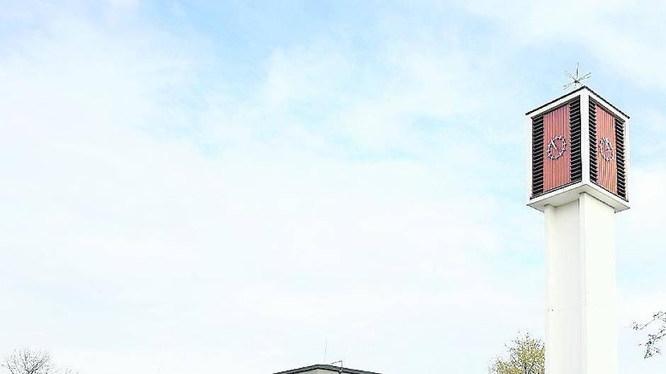 Das „Café Leib &amp; Seele“ ist ein normales Café, das jeden Tag geöffnet, aber von ehrenamtlichen Mitgliedern der Kirchengemeinde geführt wird.